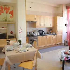 Aparthotel Lux